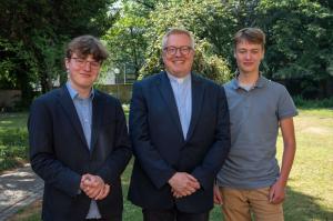 “Der Adler ist gelandet”: Arthur und Simon gewinnen 1. Preis beim Landeswettbewerb NRW von „Jugend forscht“